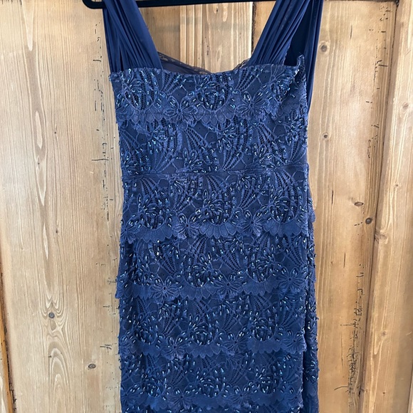 Le Chateau gorgeous navy blue with beads and scallop detail. Size S - Picture 3 of 5